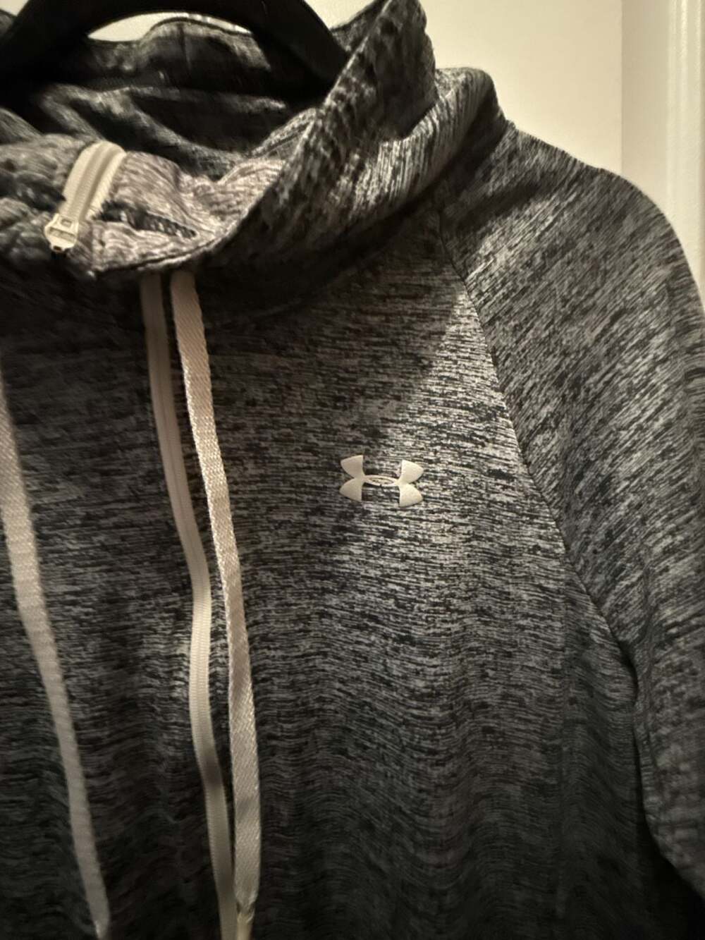 Under Armour HeatGear Full-Zip Hoodie Size L Gray Space Dye